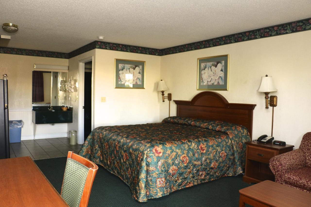 Southern Lodge Orangeburg Extérieur photo